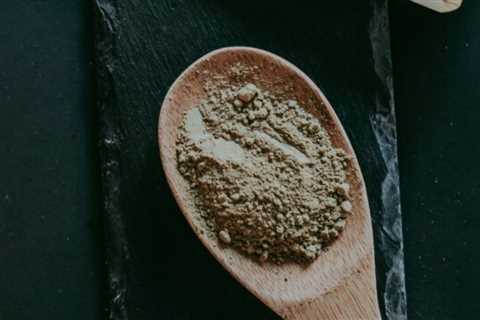 Plant Power Showdown: Kratom vs. CBD in the Natural Remedies Arena