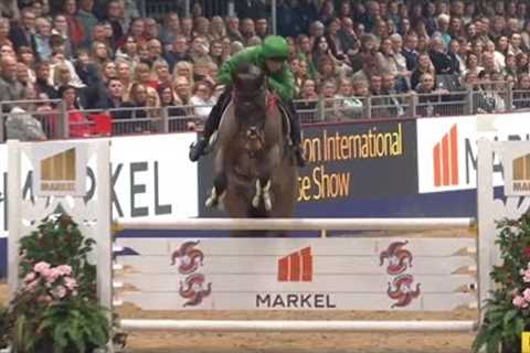 Ryan Moore and AP McCoy showjumping at the London Horse Show!
