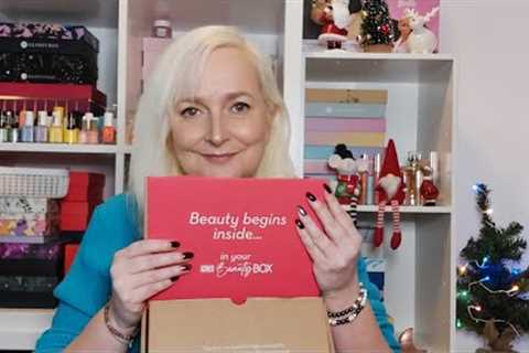 Unboxing OK! Beauty Box Subscription December (to January) 2023/4 - The Winter Wonderland Edit