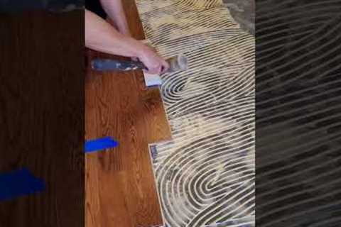 Engineered Hardwood Installation ✅️ Glue Down using Bona QUANTUM™ R851 ✨️