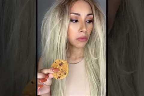 KUWTK: Kim K throws cookies in the toilet’ #kardashians #shorts