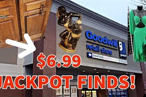 Goodwill Thrift &amp; Shop With Me After Christmas 2023 Amazing Deals &amp; Finds! Thrifted Home..