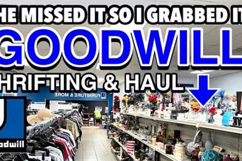 She missed it so I grabbed it! GOODWILL THRIFT WITH ME &amp; THRIFT HAUL