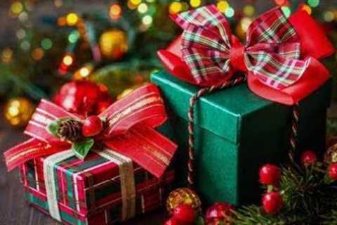 Mystery Christmas Gift Unboxing! What's in the Mail!