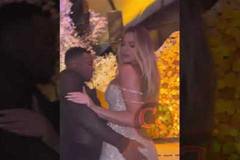 Khloé Kardashian Singing &amp; Dancing at Family's Annual Christmas Eve Bash