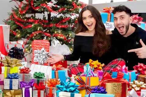 Insane Christmas Gifts Opening with my Girlfriend!!
