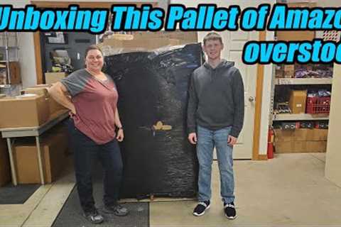 Unboxing a Pallet of Amazon overstock that I paid $7,000 for the whole load!