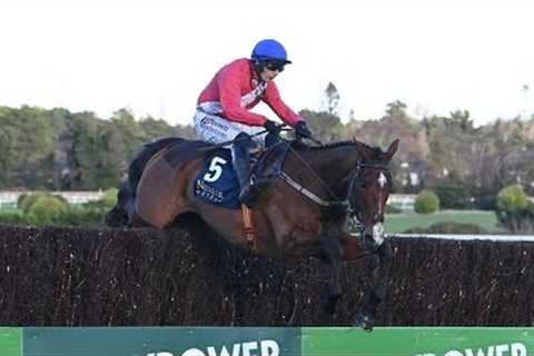 Wow! Grangeclare West looks top-notch in Neville Hotels Novice Chase | Racing TV