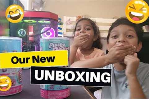 Unboxing my new Plushy Pets and Mini Brands