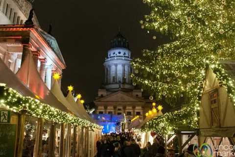 Berlin Christmas Markets: The Ultimate Guide [Updated 2022]