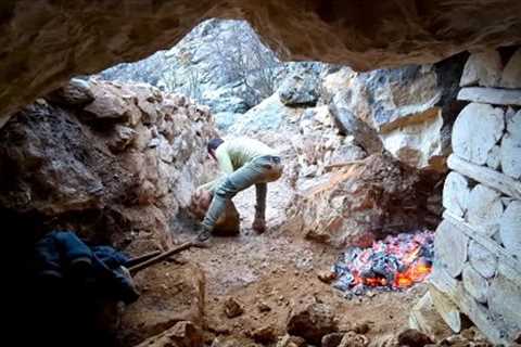 I'm building a UNDERGROUND SHELTER in 3 seasons | Diy project, Bushcraft camping, Nature adventure