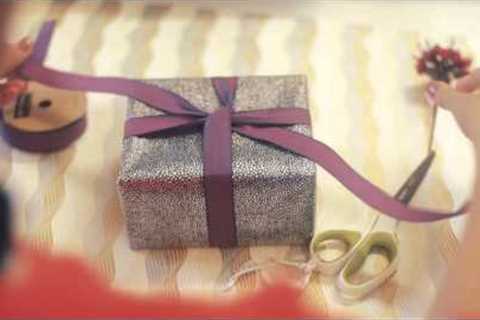 How to tie the Perfect Bow by Jane Means