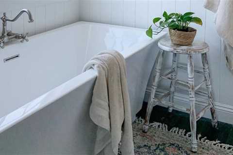 8 Farmhouse Bathroom Ideas
