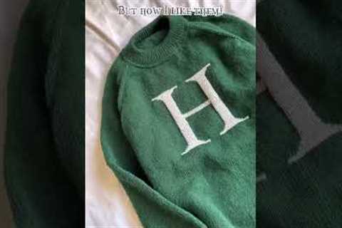 Weasley sweater knitting pattern #knittingpattern #weasleysweater #harrypotter #ronweasley #knitting