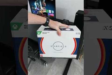 Unboxing the Starfield Constellation Edition