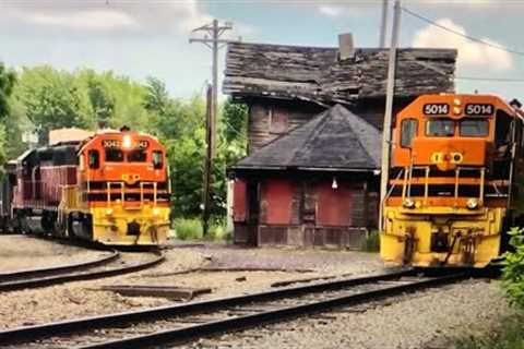 1885 Train Station Burns!  2 Trains Passing It At Same Time Indiana &amp; Ohio Railway (Flashback)..