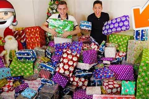 OPENING CHRISTMAS PRESENTS... EARLY!