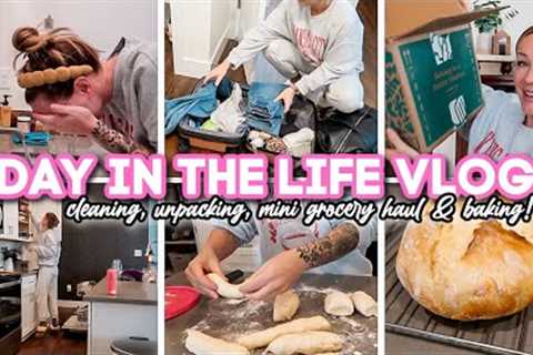 DAY IN THE LIFE VLOG // unpacking, cleaning, mini grocery haul &amp; baking!