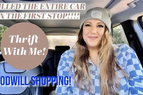 BEST FIRST 5 MINUTES THRIFTING EVER!!! Thrift With Me! Goodwill Thrift Haul | Valuable Vintage