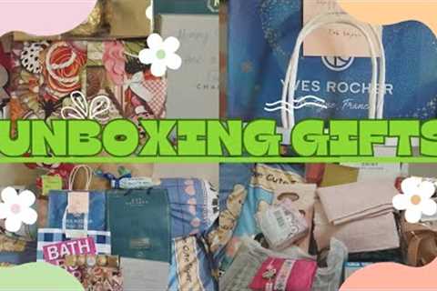 UNBOXING MY CHRISTMAS &amp; BIRTHDAY GIFTS
