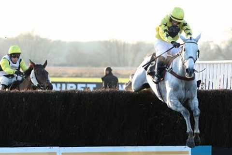 MY SILVER LINING provides family success in Classic Chase at Warwick