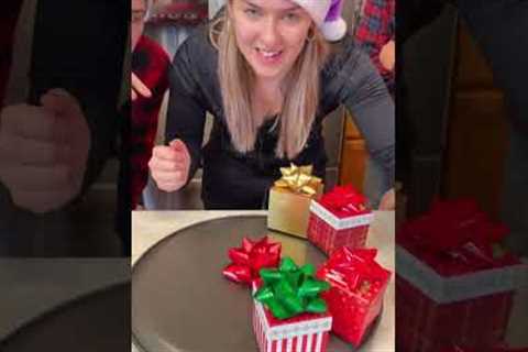 Present Spin Christmas Game - family game 🎁