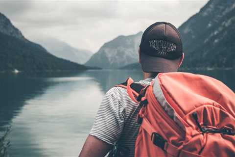 How to start a travel blog & monetize your favorite hobby