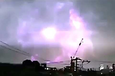 What Is Happening Right Now Above Japan Something Big Caught Opening Up In The Sky
