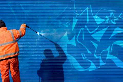 How to Remove spray paint: 8 best ways