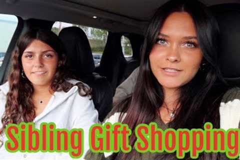 SIBLING Christmas GIFT EXCHANGE! COME Shopping with Us! Emma and Ellie