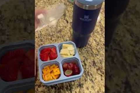 My favorite snack containers &amp; stanley for kids !