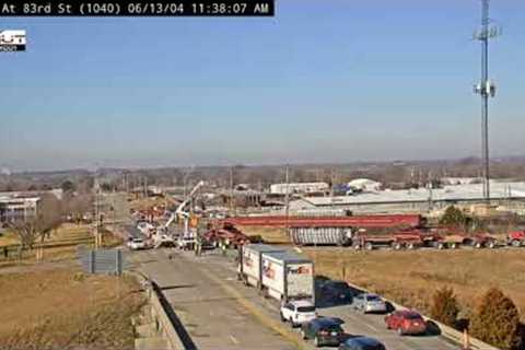 Kansas City: Superload Truck Carrying Massive Transformer Makes It's Way Though Lenexa, KS