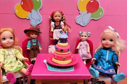 Cousin's Birthday ! Elsa &amp; Anna toddlers - cake - fun party - gifts - Barbie dolls - Shopkins