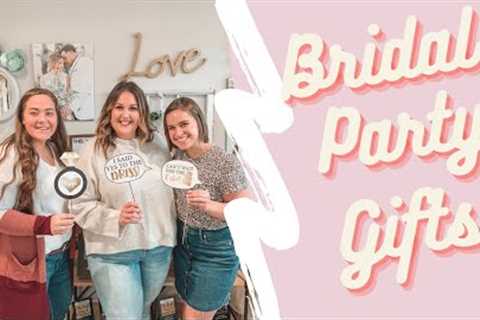 BRIDESMAID GIFTS: Bridal Party Gift Guide