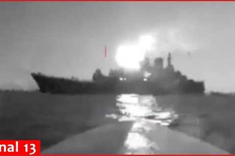 Ukrainian underwater drones destroyed Russian missile boat in Crimea – moment of operational image