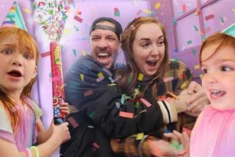 RAiNBOW BiRTHDAY for MOM!! Adley &amp; Niko plan a Surprise Party for Jenny! Cake Decorating &amp;..