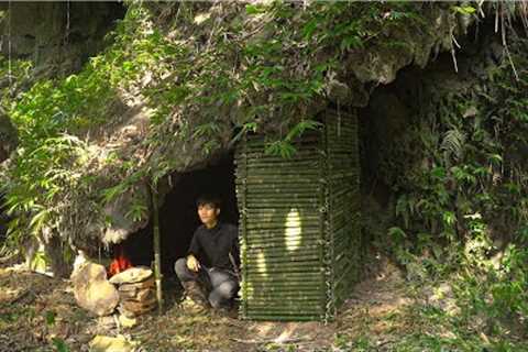 3 DAYS solo Survival CAMPING. Built a CAVE with Fireplace, Survival Shelter. Fishing, Catch and Cook