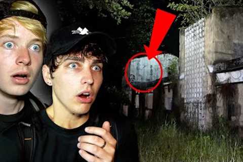 EXPLORING ABANDONED MILITARY SCHOOL (stranded)