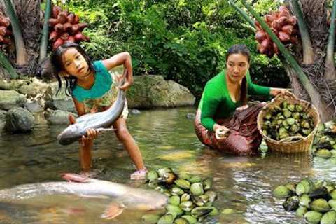 Catch big fish and pick clamshells by river- Cooking clamshell spicy &amp; Grilled fish for dinner