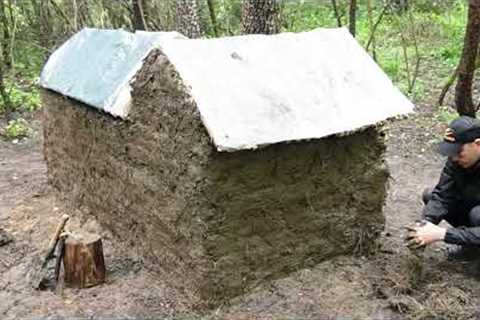 Shelter Construction | Alone in the Forest | Wilderness Survival.