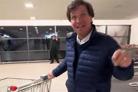 Tucker Carlson FANGIRLS Over Russian Grocery Store