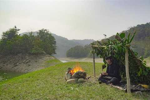 2 Days solo Survival CAMPING on an Island. Make bamboo rafts,Pure Water. Fishing, Catch and Cook