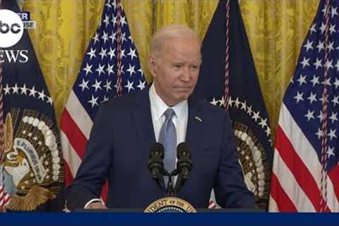 Biden announces sanctions against 500 Russian targets after Navalny’s death
