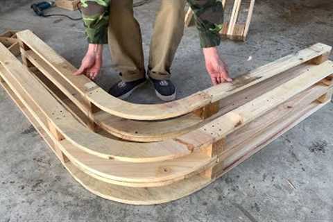 Unique DIY Projects With Wood Pallets - Pallet Seats have a Neat Design