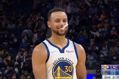 LeBron Jokes After Steph Misses Free Throw 😂
