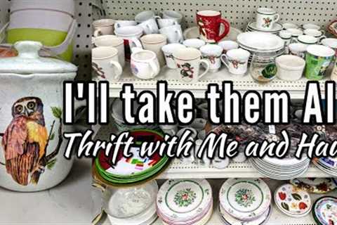 I'll Take Them All! | Goodwill Thrift Shopping with Me &amp; Haul + Smoothie Recipe - Thrifting in..