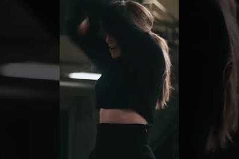 Jennifer Lopez breaks down the choreography in “Broken Like Me” | This is Me... Now