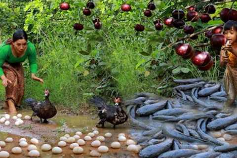 Catch duck and many fish pick egg in flood forest- Cooking duck spicy +3food of survival