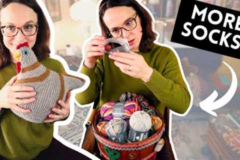 I want to knit more socks &amp; Elizabeth ZimmerHEN 🐔 || Knitting Podcast