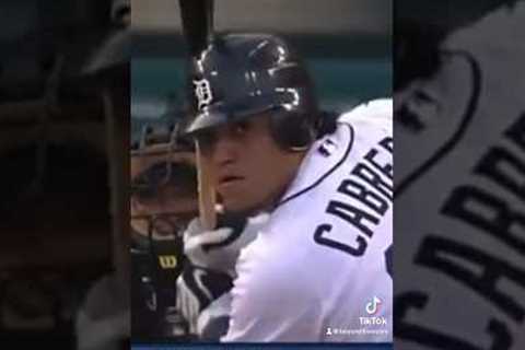Dad Strength 💪🏼#mlb #baseball #miguelcabrera #homerun #miggy #tigers #mlbbaseball #baseballtiktok
